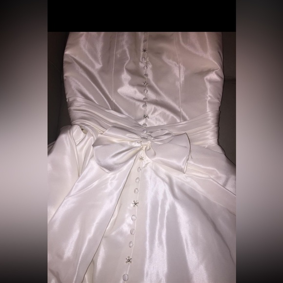 NWT BRAND NEW WEDDING DRESS-SALE!! - Picture 4 of 6